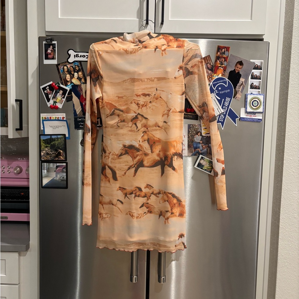 Urban Outfitters Beige and Orange Mesh dress - Picture 2 of 4